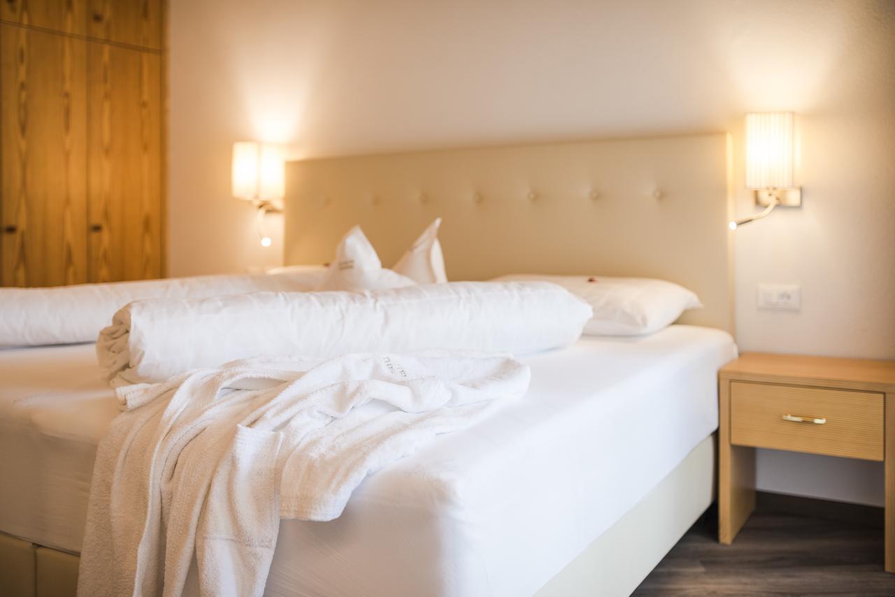Hotel Theresia San Leonardo in Passiria Zewnętrze zdjęcie